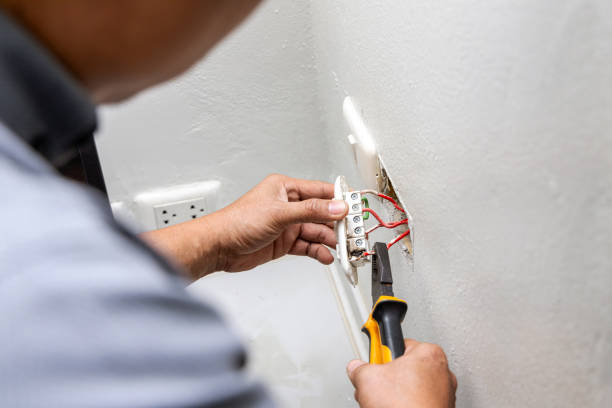 Best Commercial Electrician Services  in La Mesa, CA